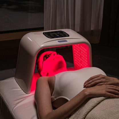 LumiCure™ - LED Light Therapy